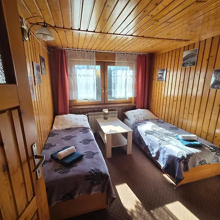 Homestay Goscinne Kasprusie 50a