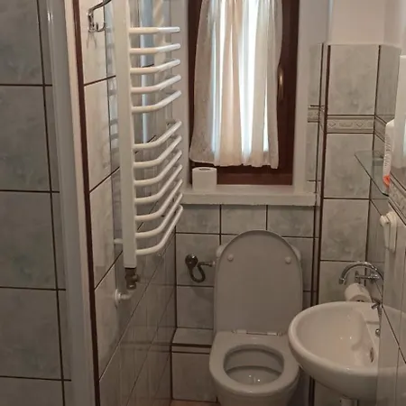 Goscinne Kasprusie 50a *
